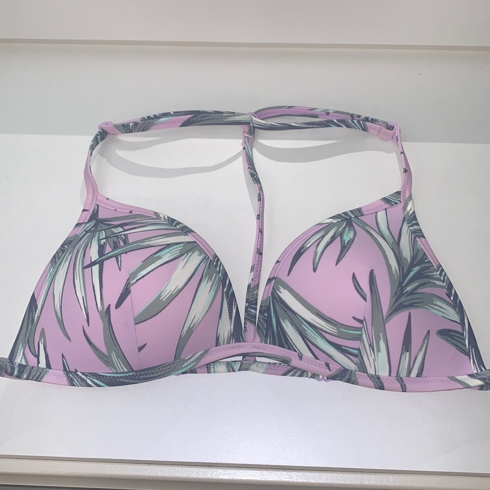 Victoria’s Secret bikini top